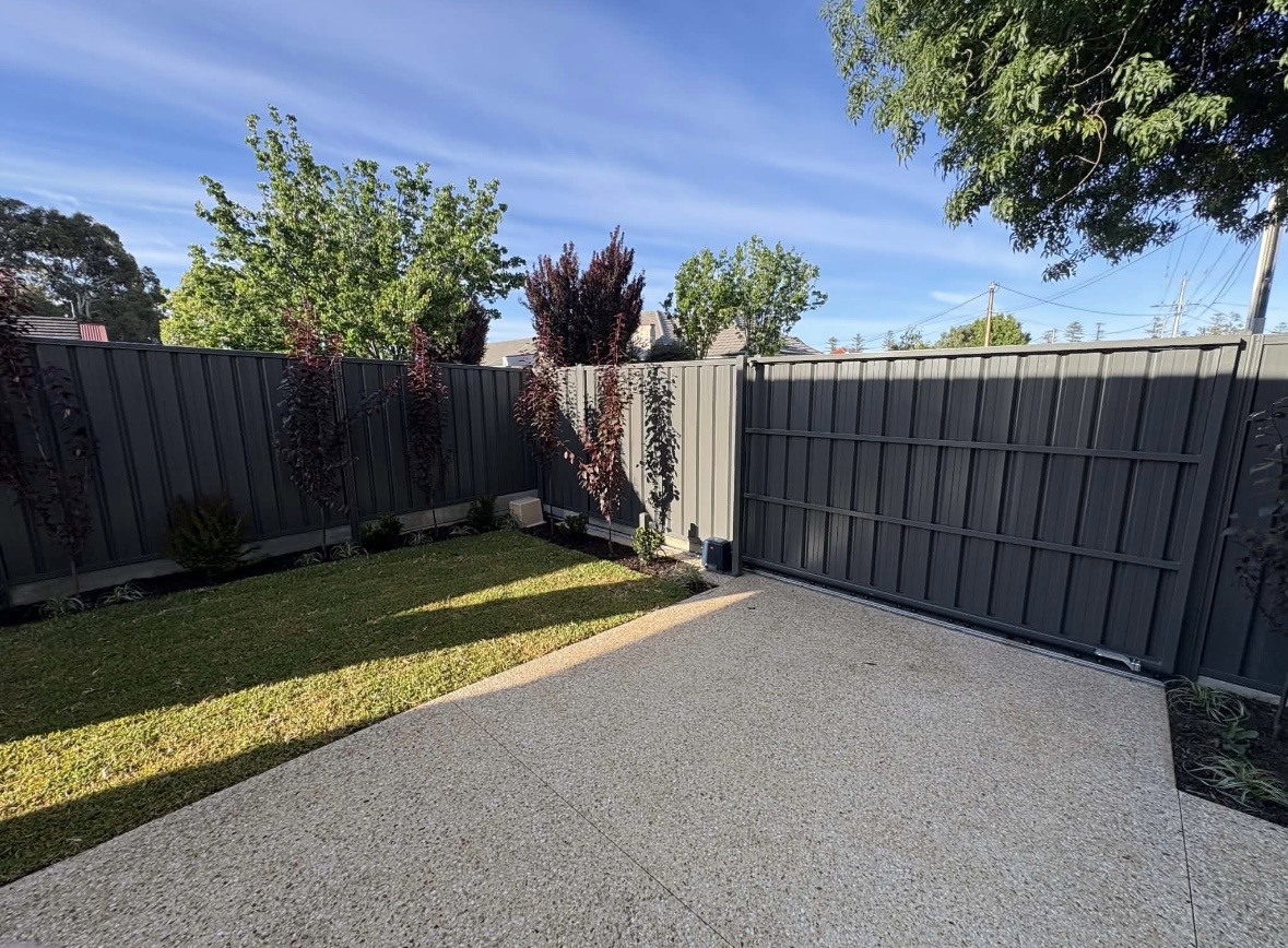 Custom automated driveway gate at an Adelaide residence